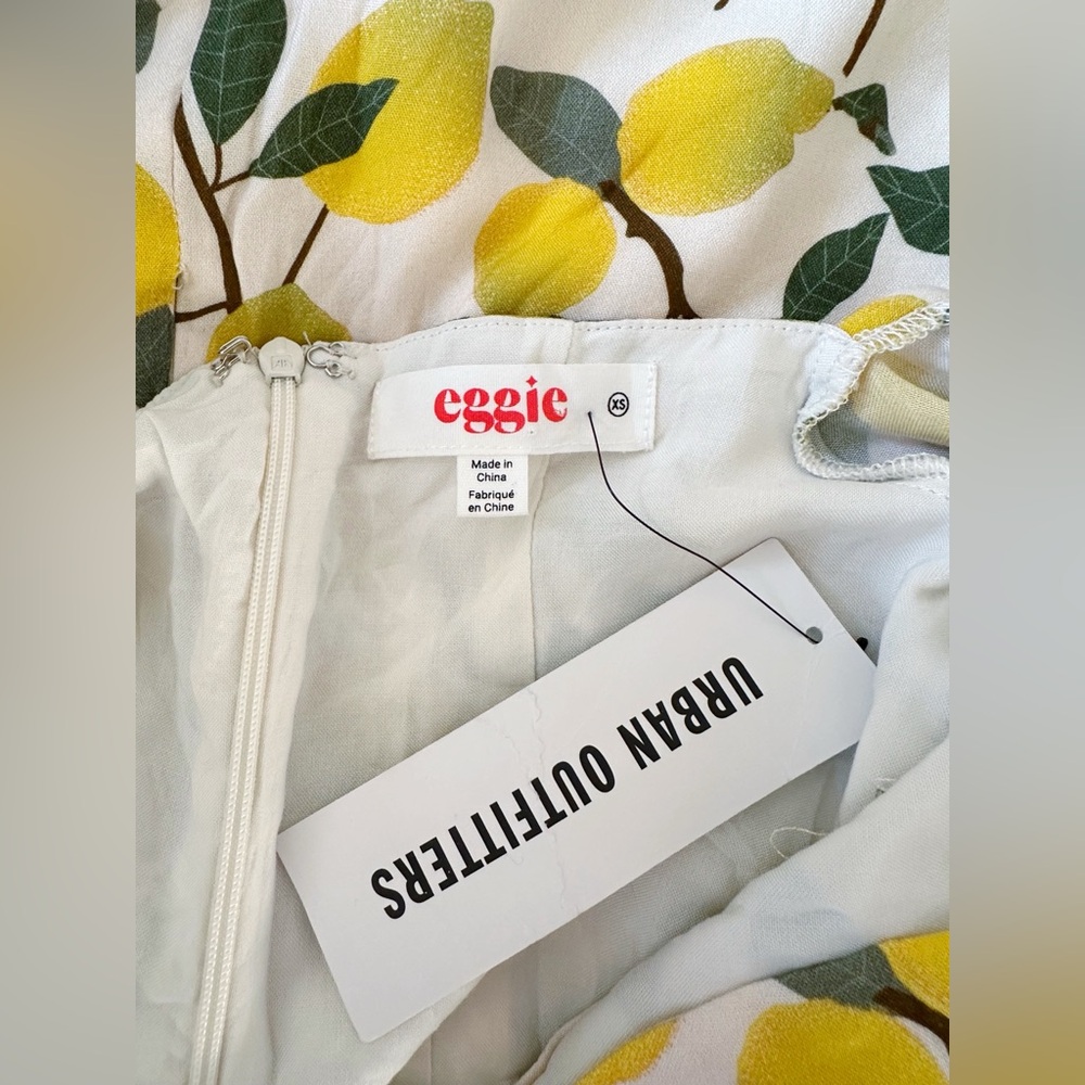 🏷️ NWT 🍋 Lemon Print Eggie x UO Victoria Dress. SIZE XS - Picture 5 of 6